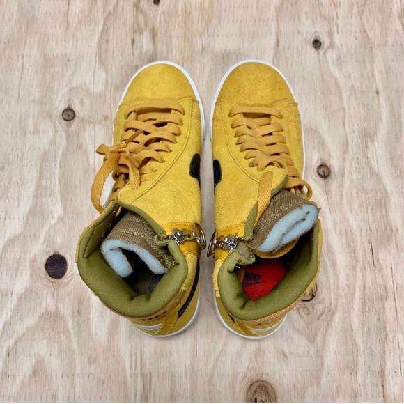 Yellow Nike Blazers - Picture 8 of 8